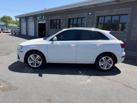2016 Audi Q3 2.0T Premium Plus