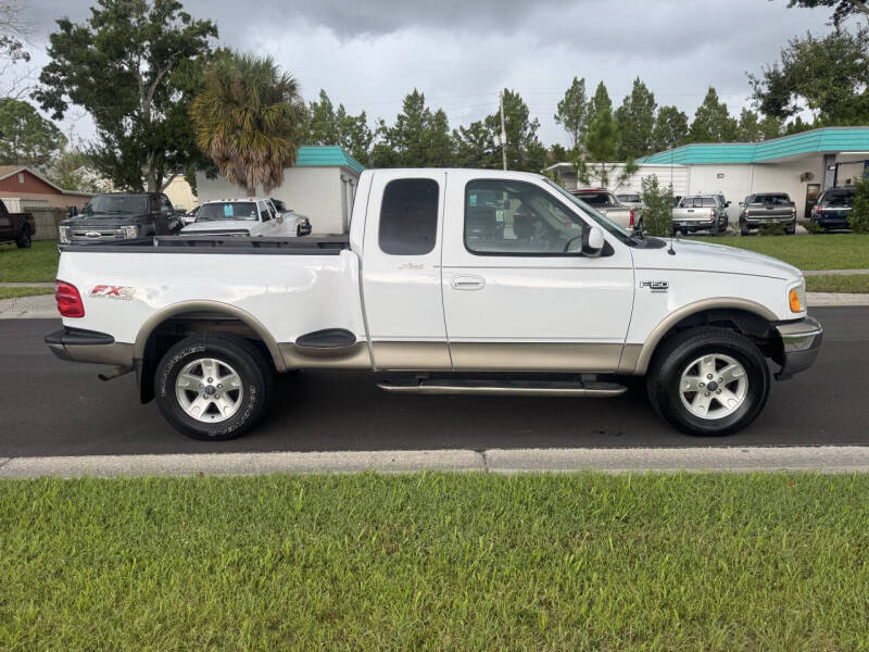 2002 Ford F-150 Lariat