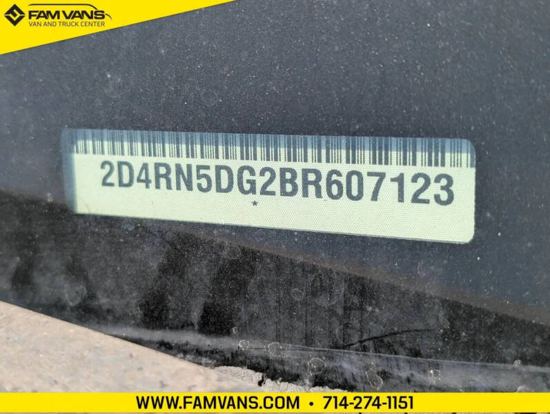 2011 Dodge Grand Caravan Crew