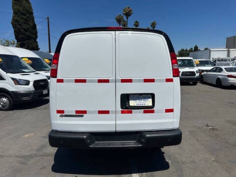 2021 Chevrolet Express 2500