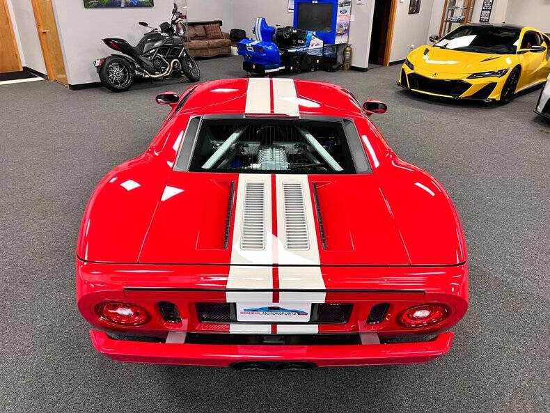 2005 Ford GT