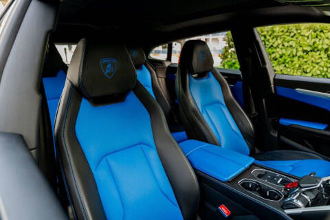 2020 Lamborghini Urus