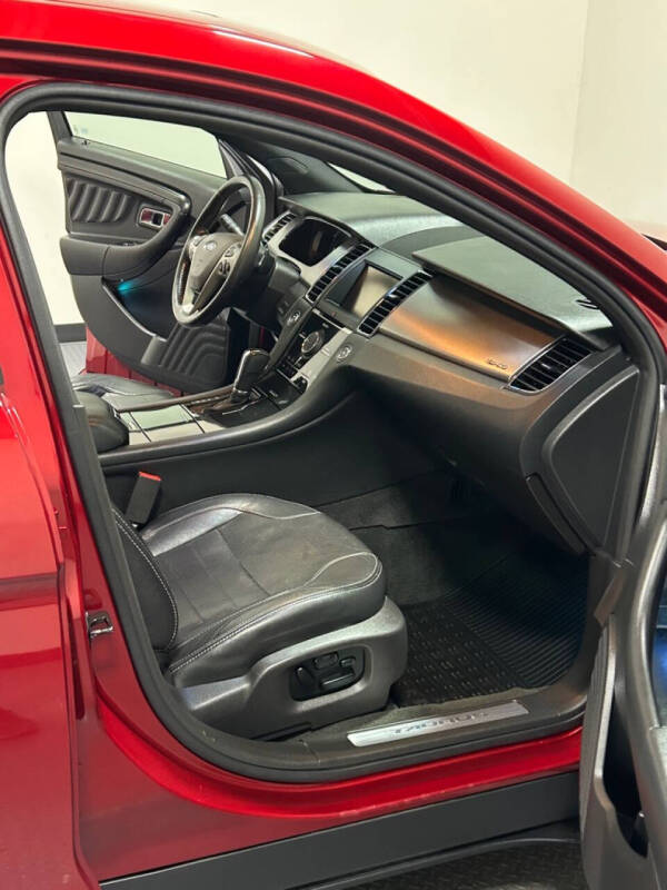 2013 Ford Taurus SHO