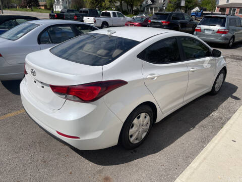 2016 Hyundai Elantra for sale at Tiger Auto Sales in Columbus OH