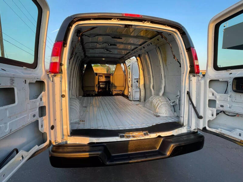 2020 Chevrolet Express 2500