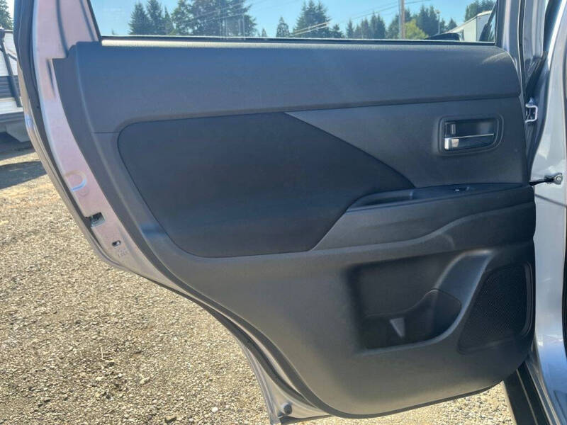 2016 Mitsubishi Outlander SE