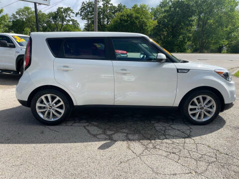 2019 Kia Soul +