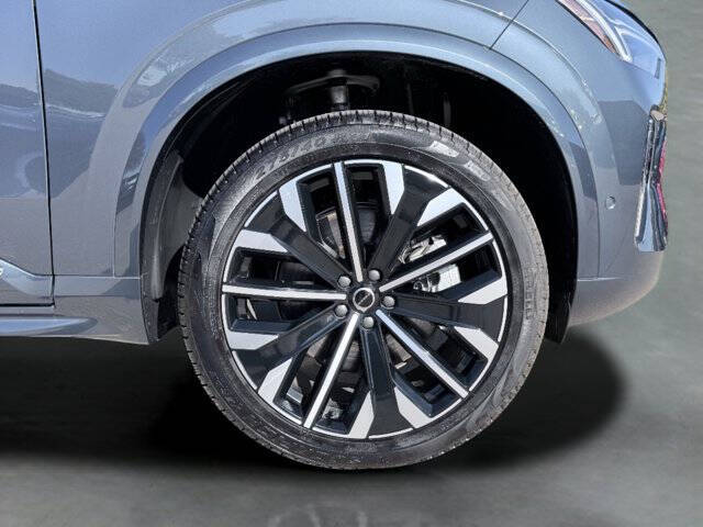 2025 Volvo XC90 T8 Ultra Bright Theme 6P