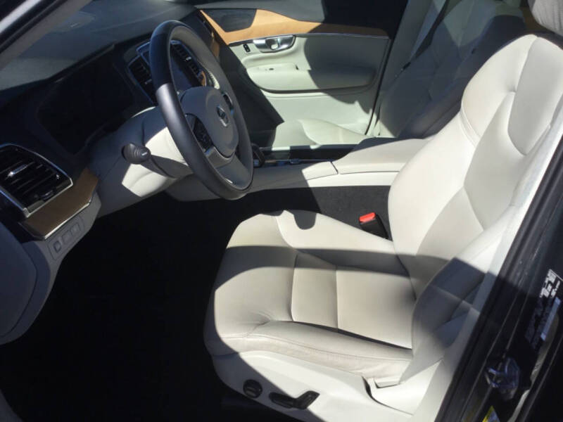 2022 Volvo XC90 Recharge T8 Inscription Expression 7P