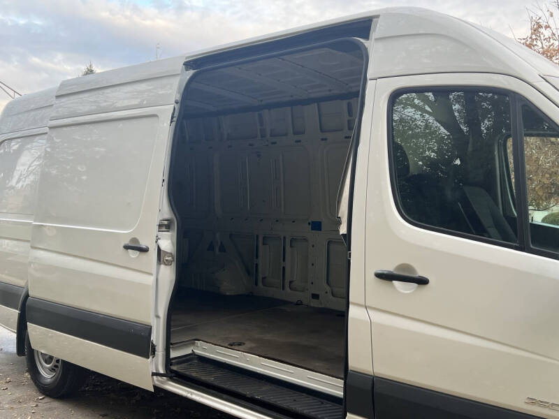 2014 Freightliner Sprinter 2500