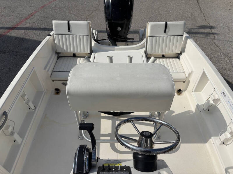2019 Bayliner Element F18