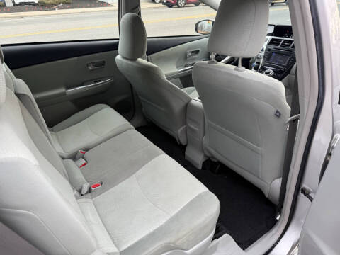 2012 Toyota Prius v Five