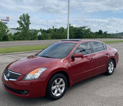 2008 Nissan Altima for sale at Woodford Car Company in Versailles KY