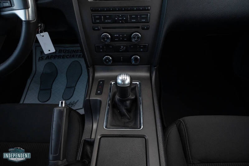 2014 Ford Mustang V6