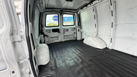2021 Chevrolet Express 2500