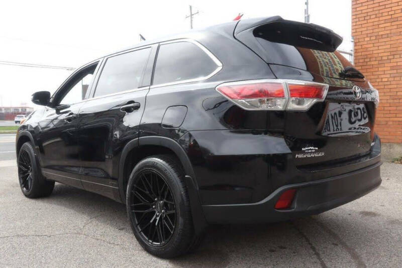 2016 Toyota Highlander LE Plus