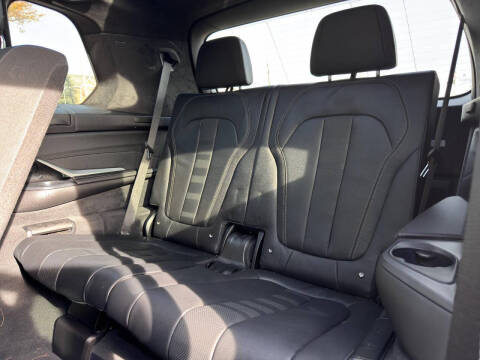 2022 BMW X7 xDrive40i