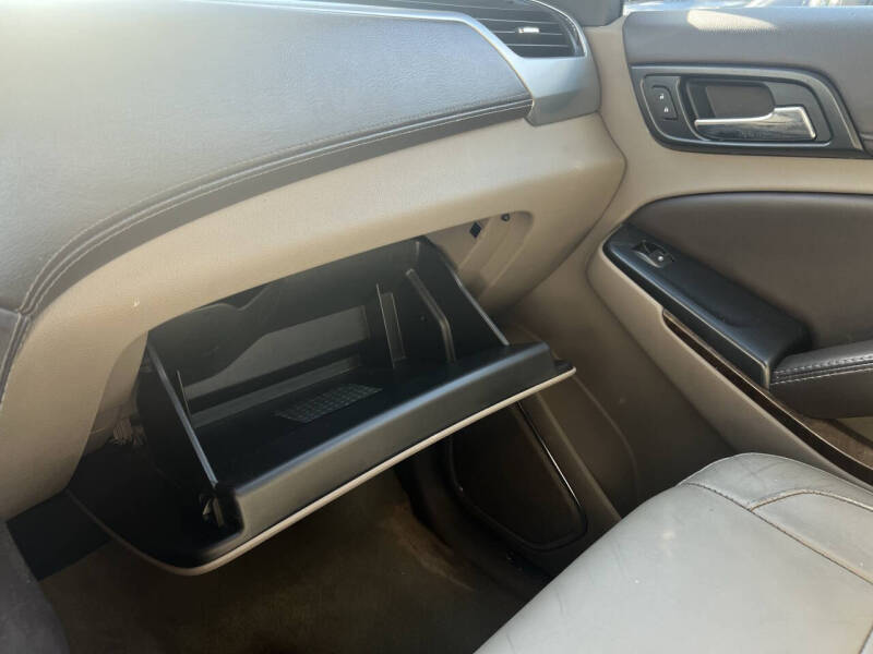 2016 Chevrolet Suburban LT