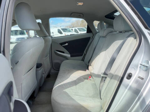 2010 Toyota Prius III