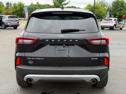 2024 Ford Escape Platinum