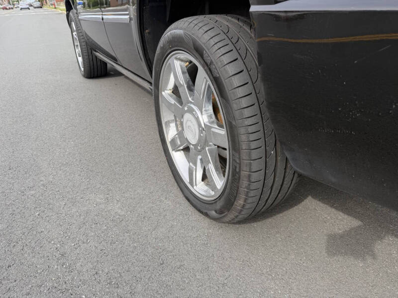 2011 Cadillac Escalade Premium