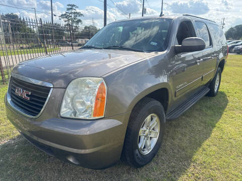 2011 GMC Yukon XL SLE