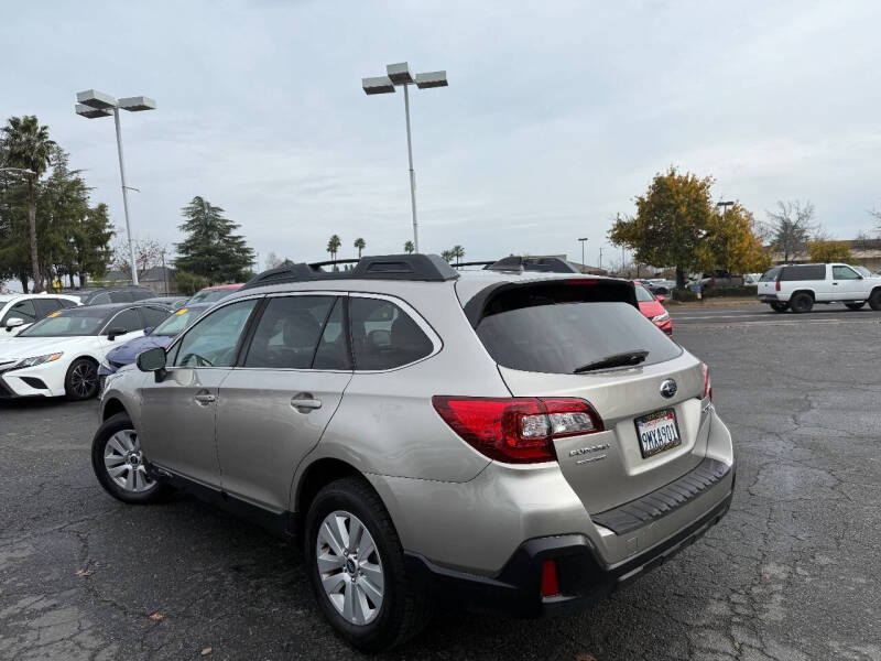 2018 Subaru Outback 2.5i Premium