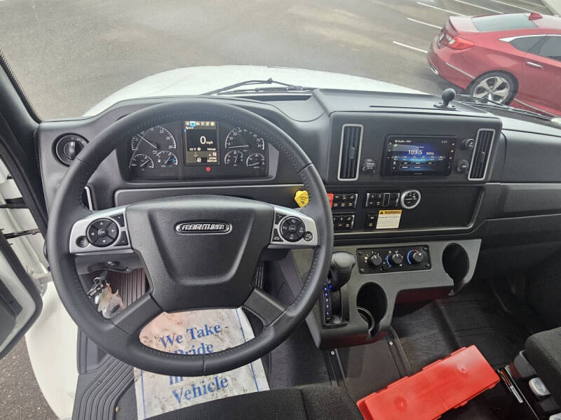 2026 Freightliner M2 106