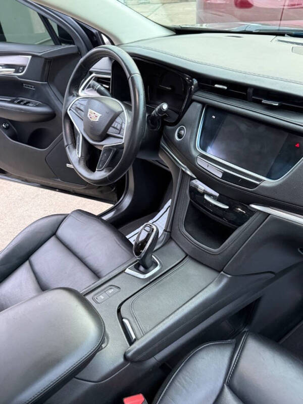 2018 Cadillac XT5 Premium Luxury