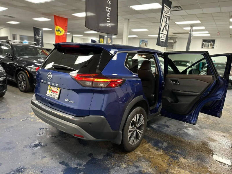 2021 Nissan Rogue SV