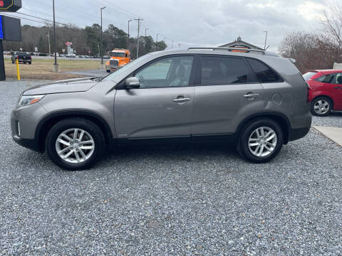 2014 Kia Sorento for sale at GENE'S AUTO SALES in Selbyville DE