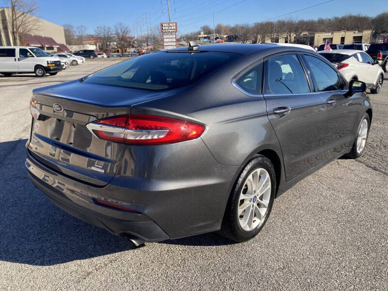 2019 Ford Fusion SE
