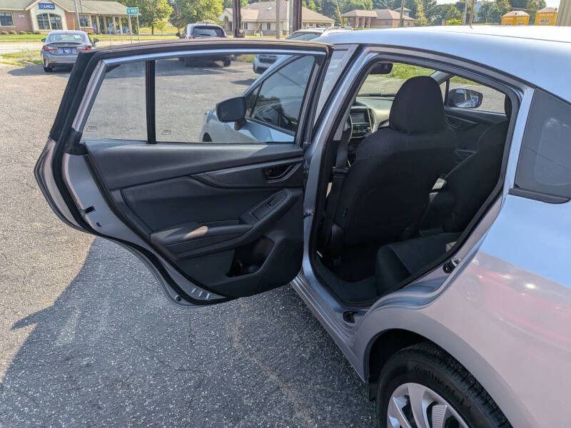2017 Subaru Impreza 2.0i