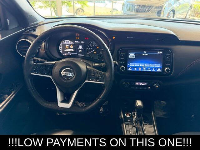 2021 Nissan Kicks SR