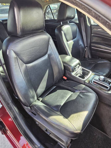 2016 Chrysler 300 Limited