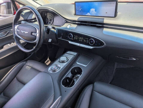 2023 Genesis GV70 2.5T Standard