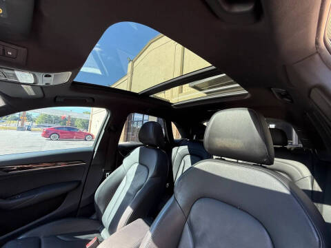 2017 Audi Q3 2.0T quattro Premium Plus