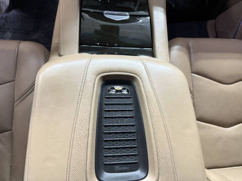 2018 Cadillac Escalade ESV Platinum