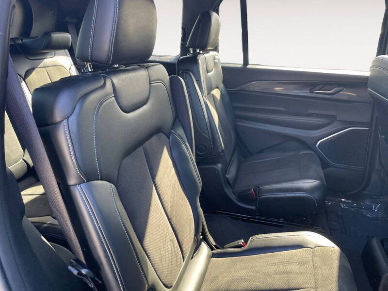 2021 Jeep Grand Cherokee L Altitude