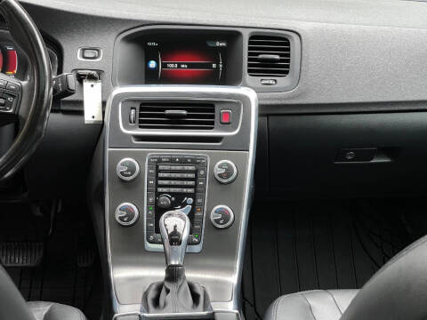 2016 Volvo S60 T5 Drive-E Premier