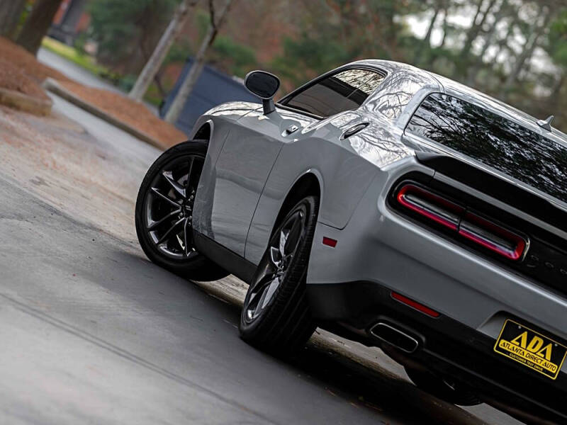 2021 Dodge Challenger SXT