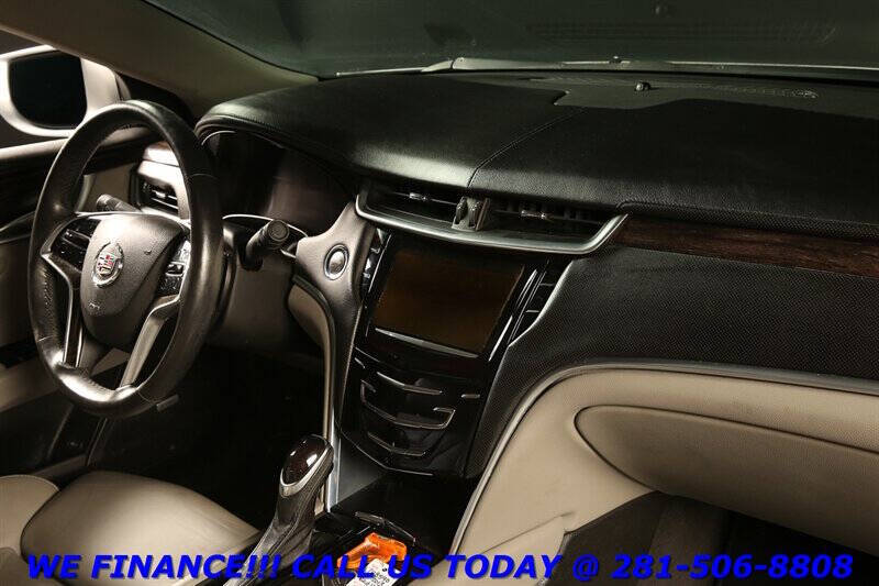 2013 Cadillac XTS Luxury Collection