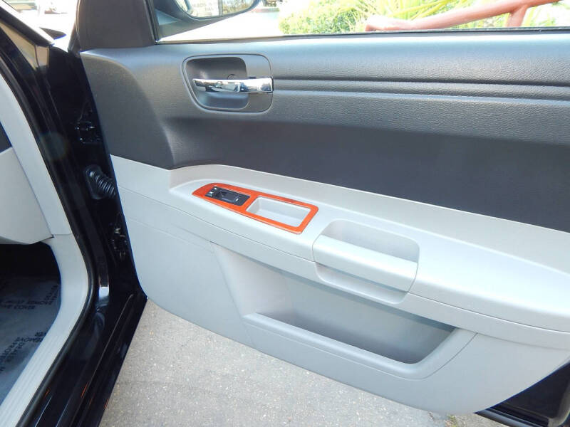2007 Chrysler 300