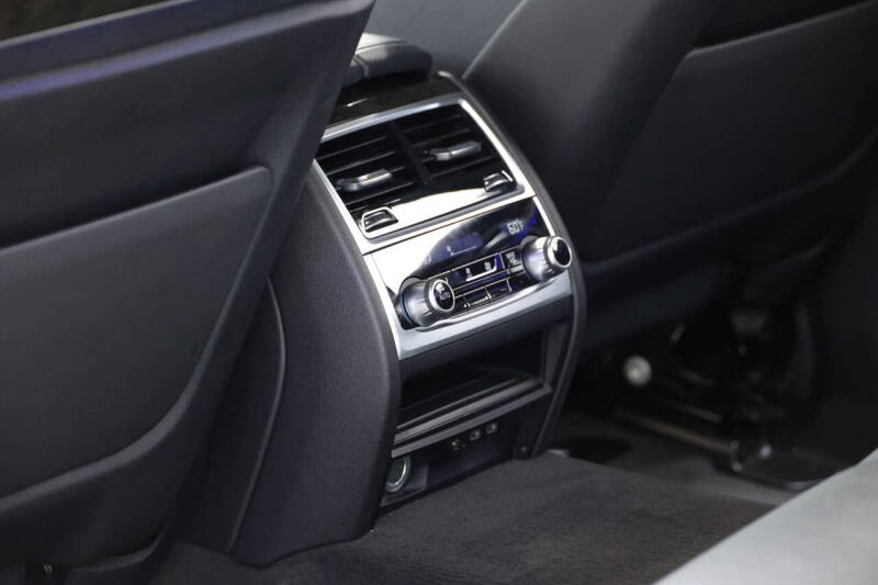 2021 BMW 7 Series 740i