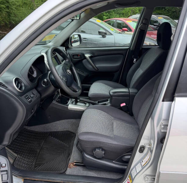 2005 Toyota RAV4