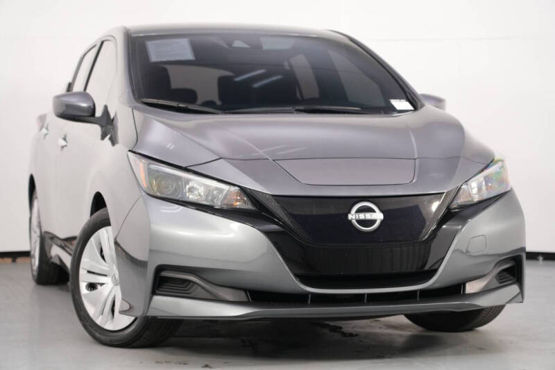 2025 Nissan LEAF S