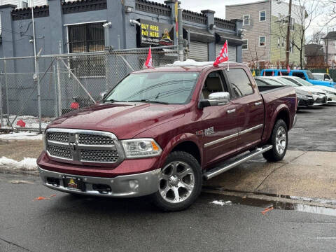 2016 RAM 1500 Laramie