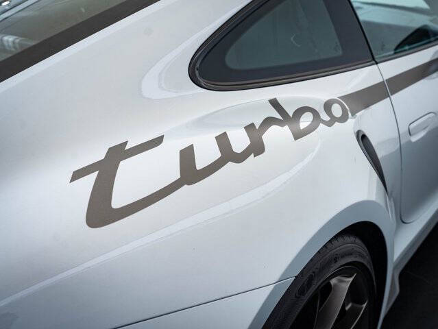 2025 Porsche 911 Turbo