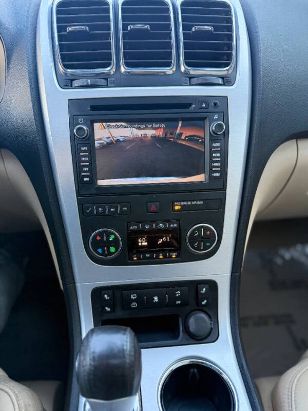 2011 GMC Acadia SLT-1