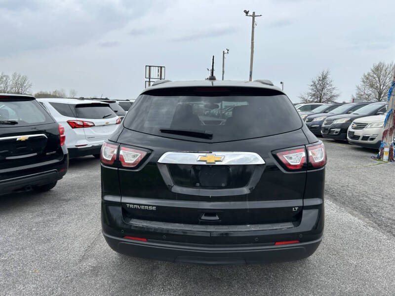 2017 Chevrolet Traverse LT